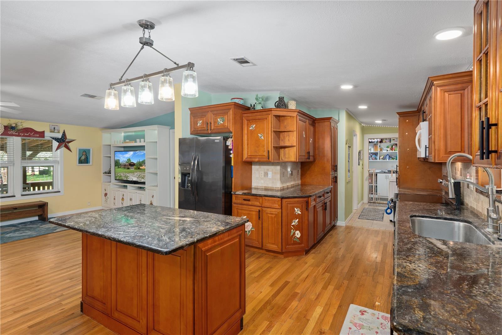 4235 ALLEN RD