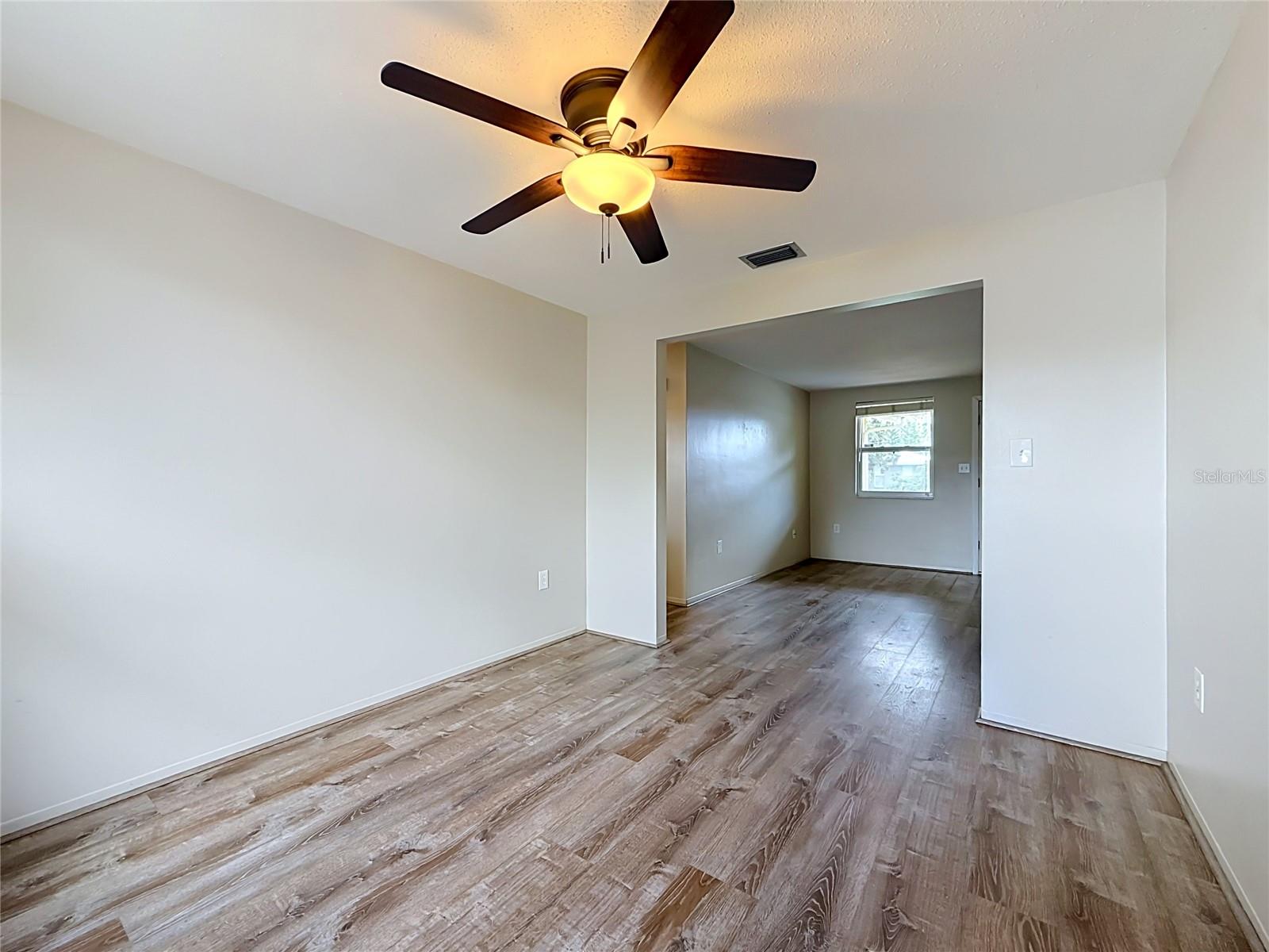 7633 LOTUS DR