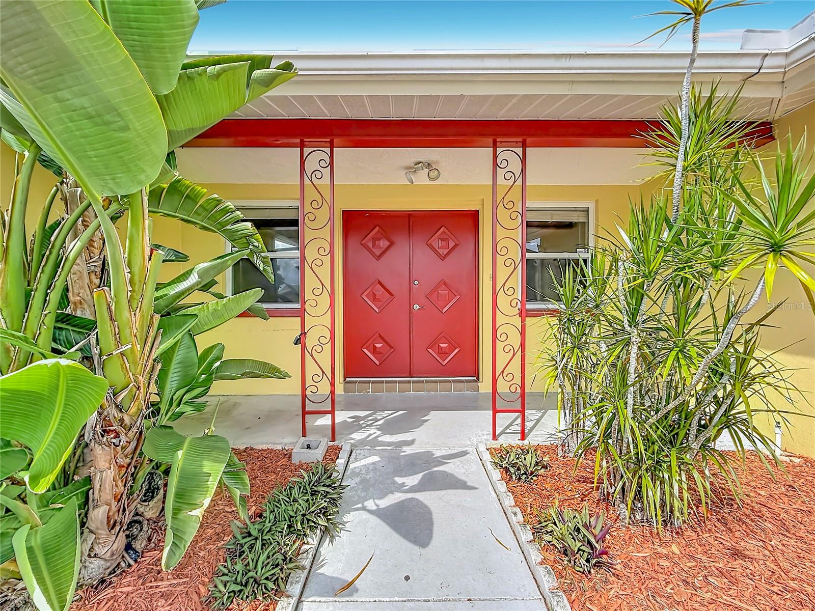 7633 LOTUS DR