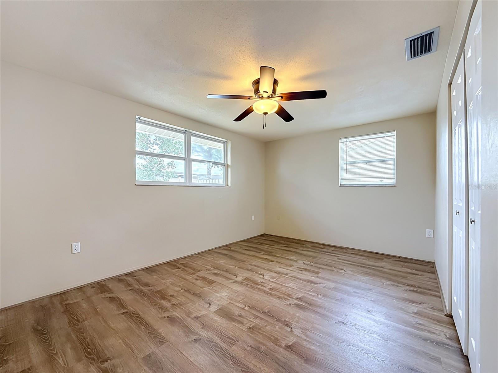 7633 LOTUS DR