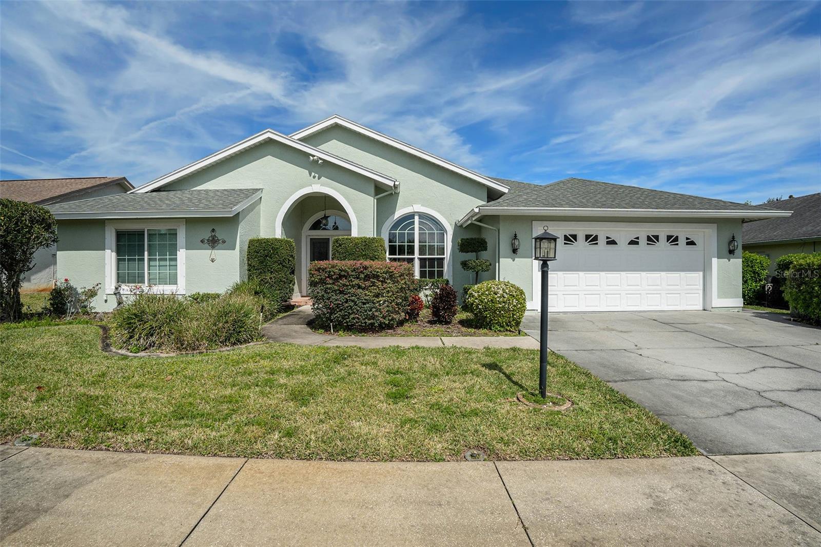 8682 ASHBURY DR