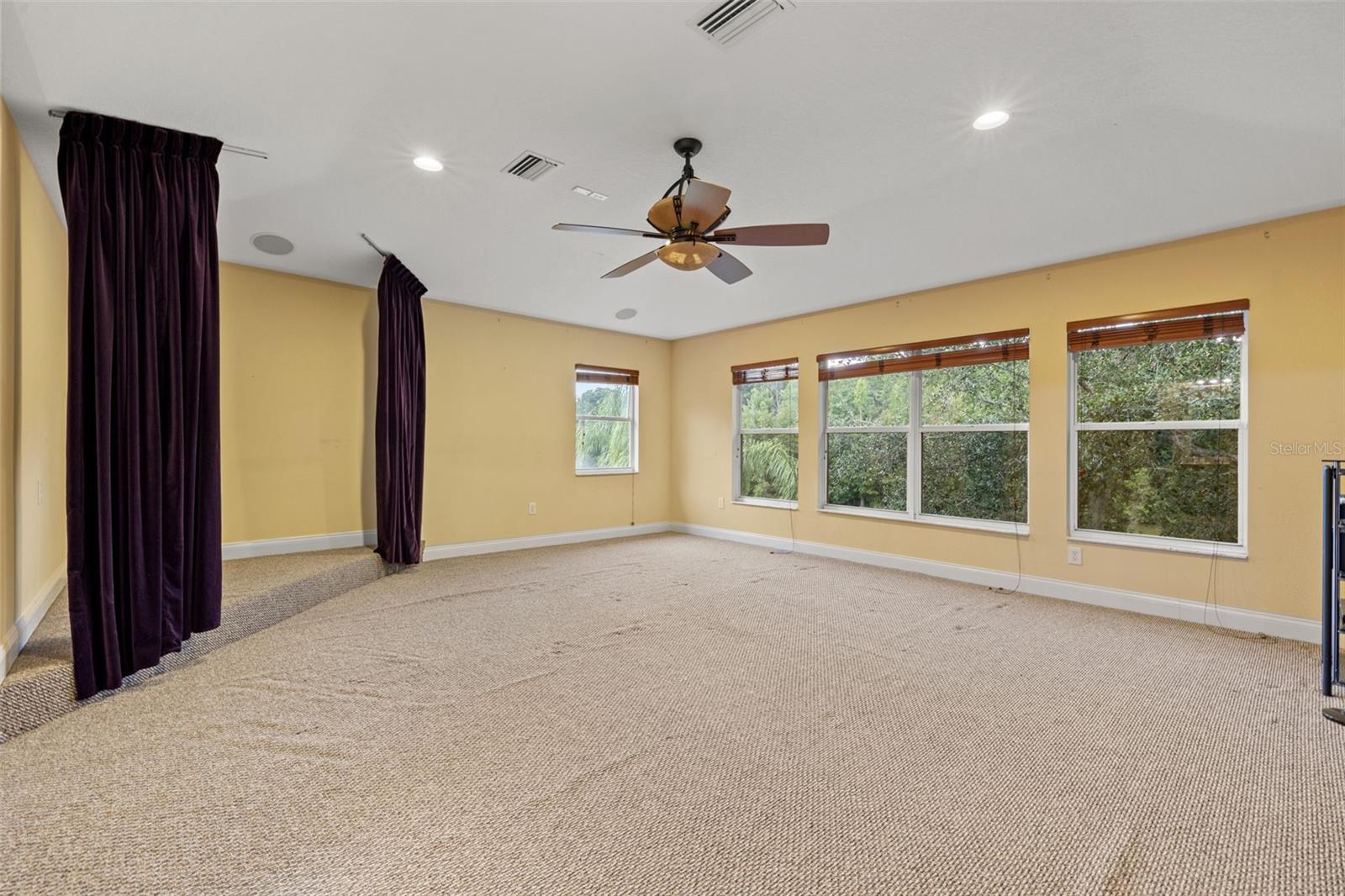 10816 BARBADOS ISLE DR