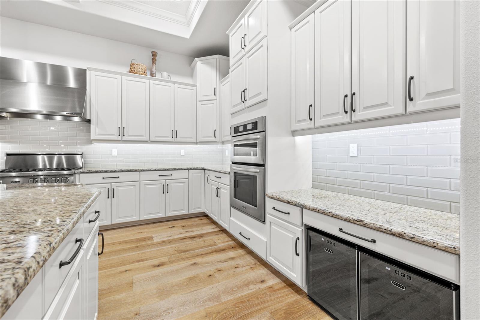 10816 BARBADOS ISLE DR