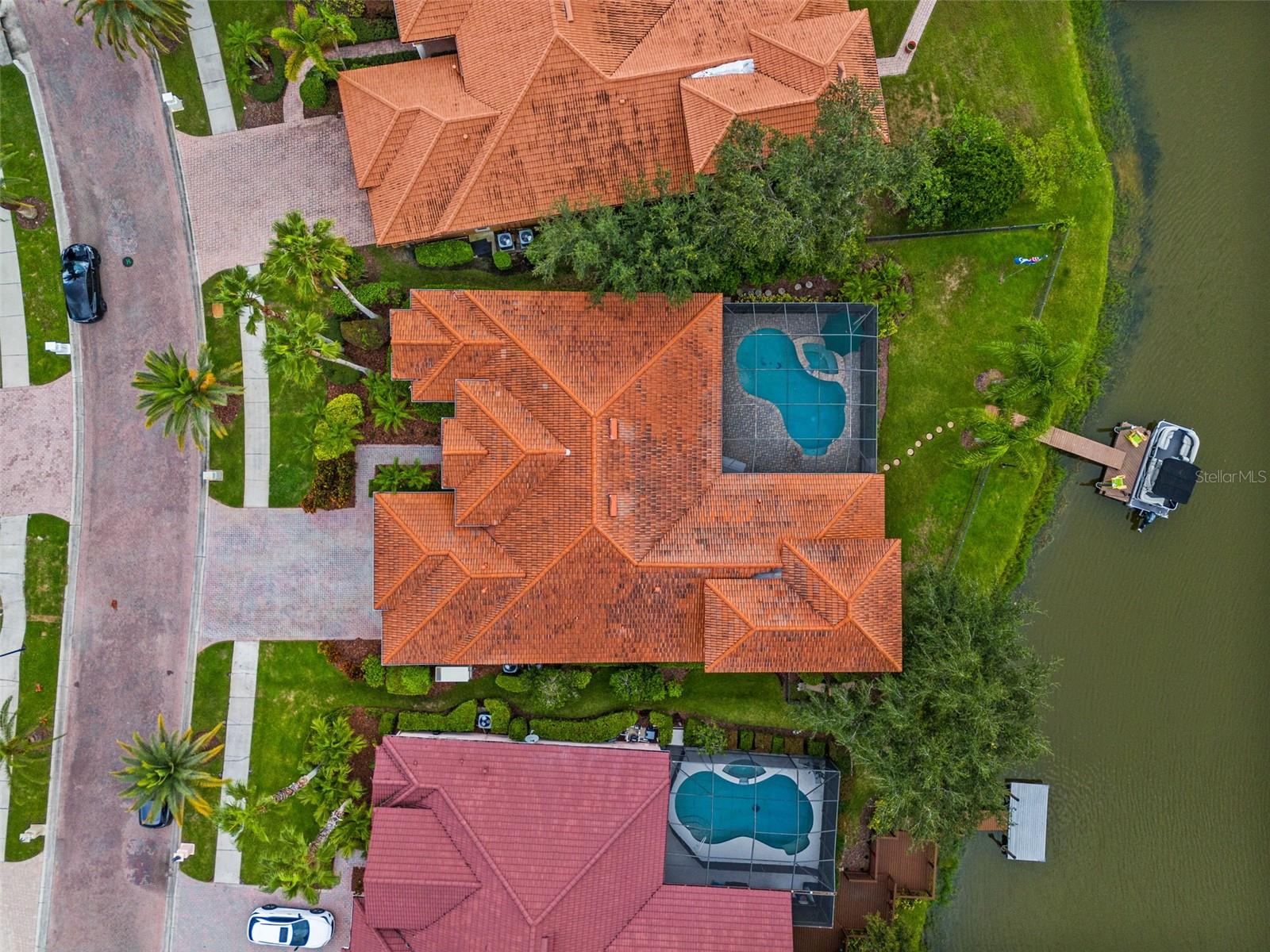 10816 BARBADOS ISLE DR