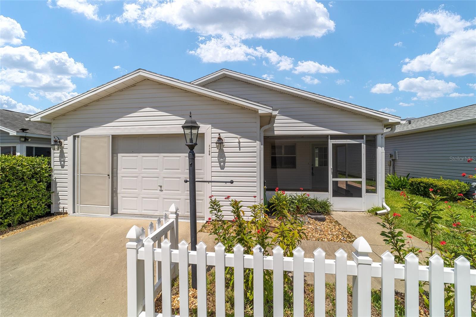 1106 CARVELLO DR
