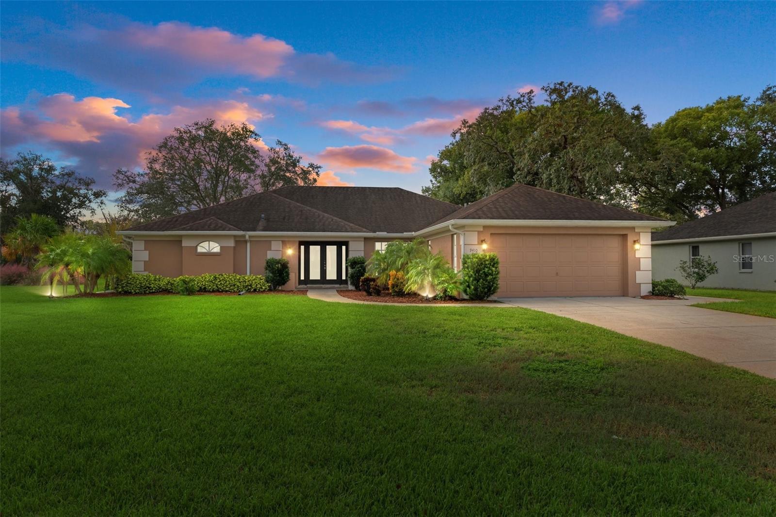 9410 FOX HOLLOW LN
