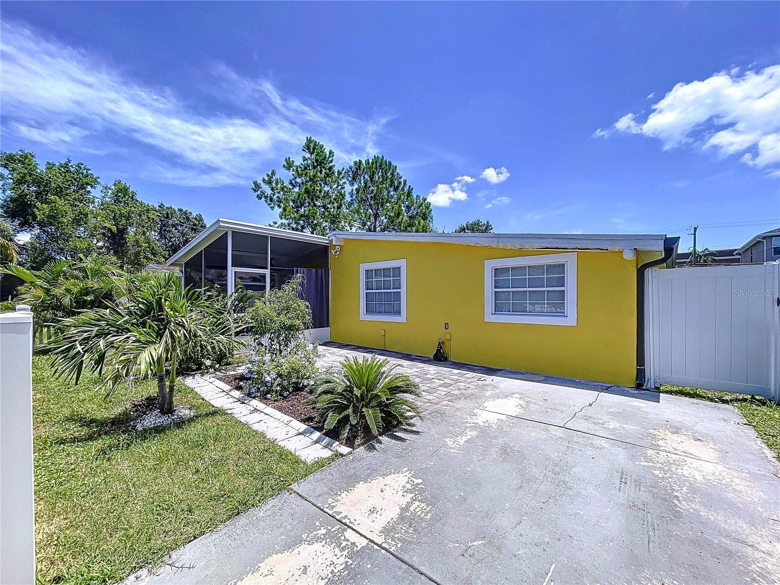 7110 S MASCOTTE ST