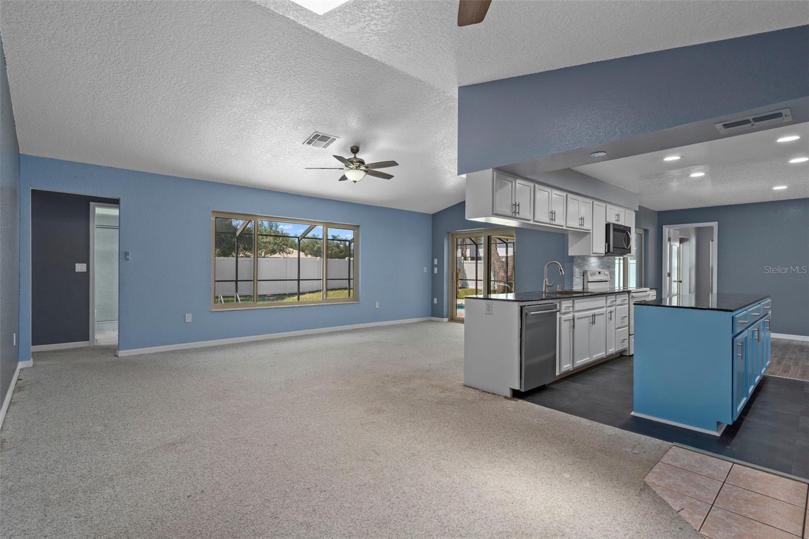7376 SKYLARK DR