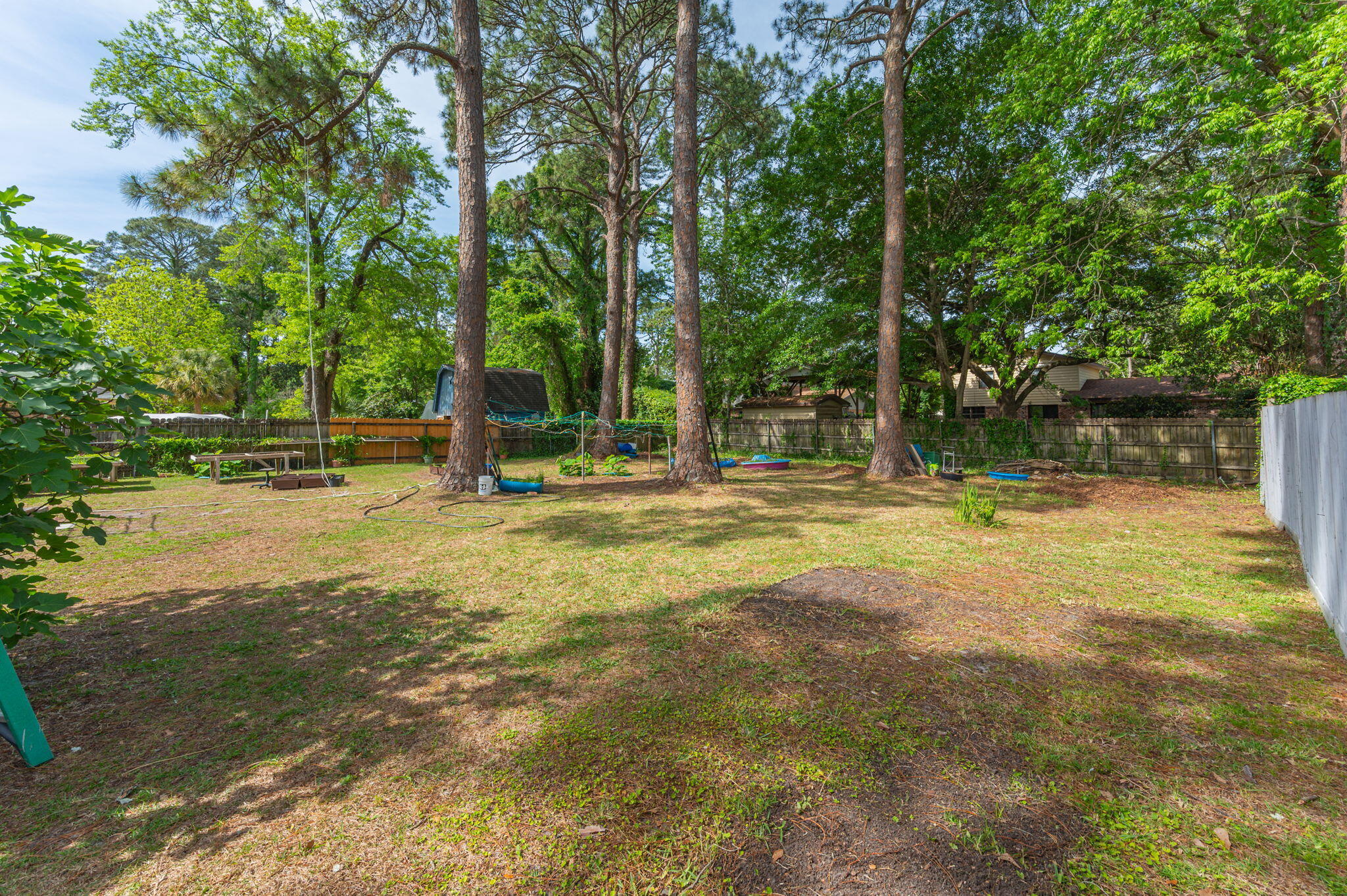 16 SW Temple Avenue