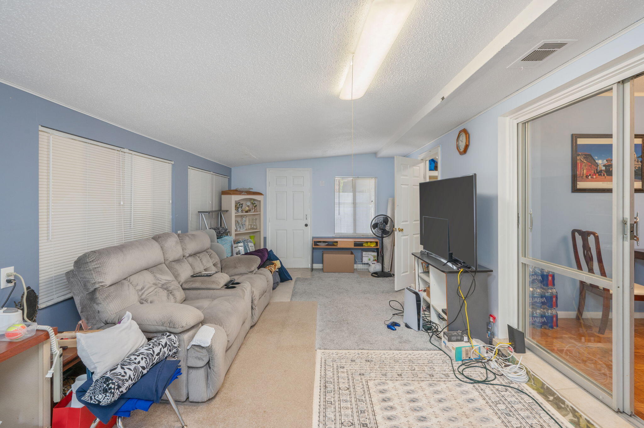16 SW Temple Avenue