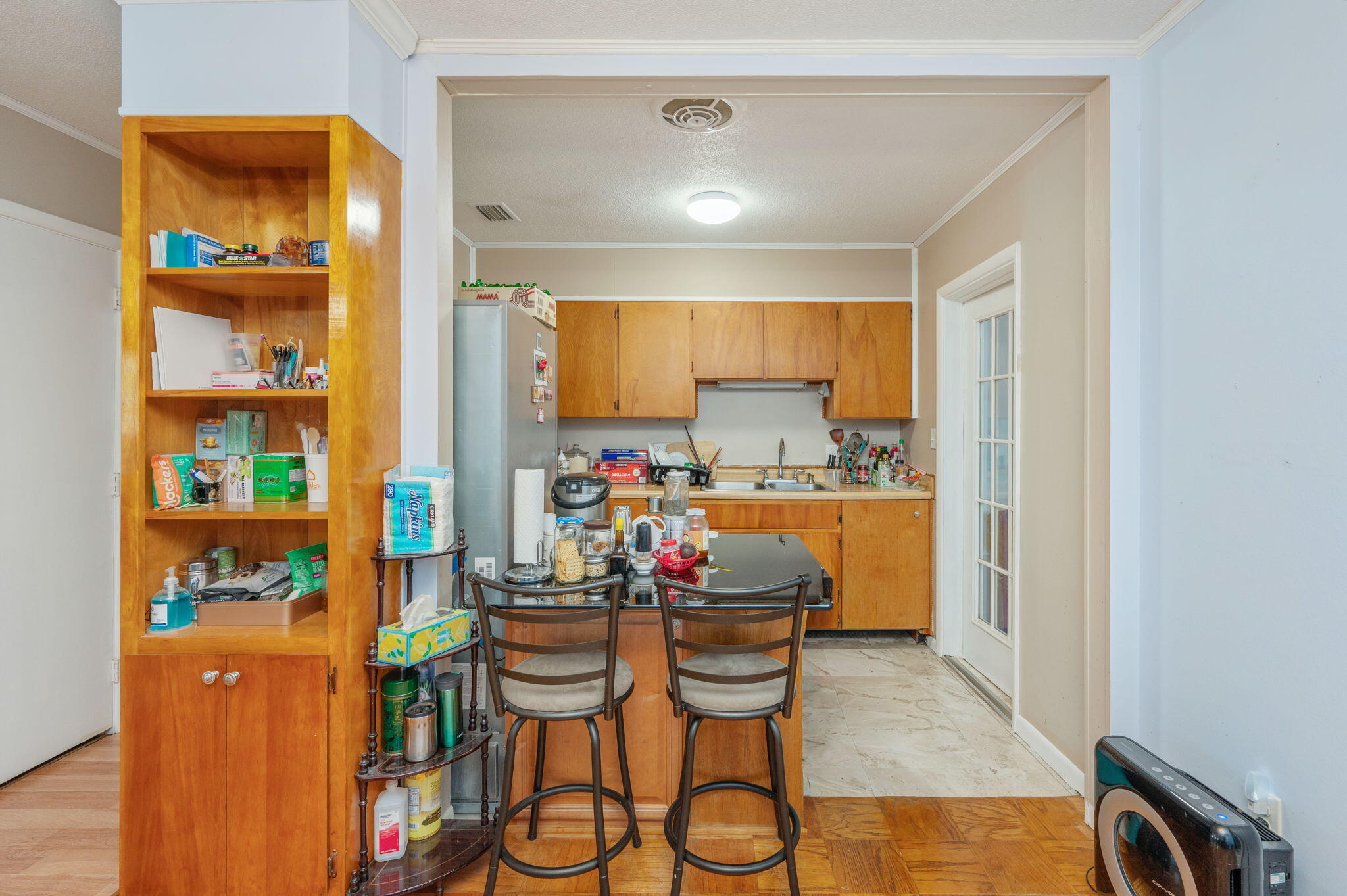 16 SW Temple Avenue