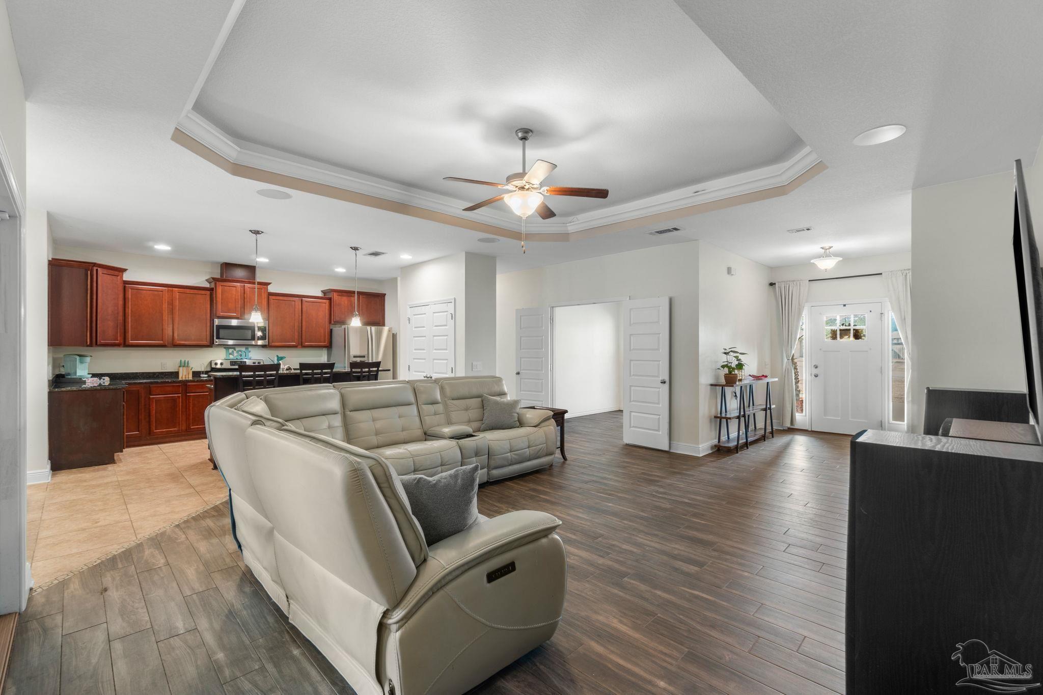 2548 Bluewater Dr