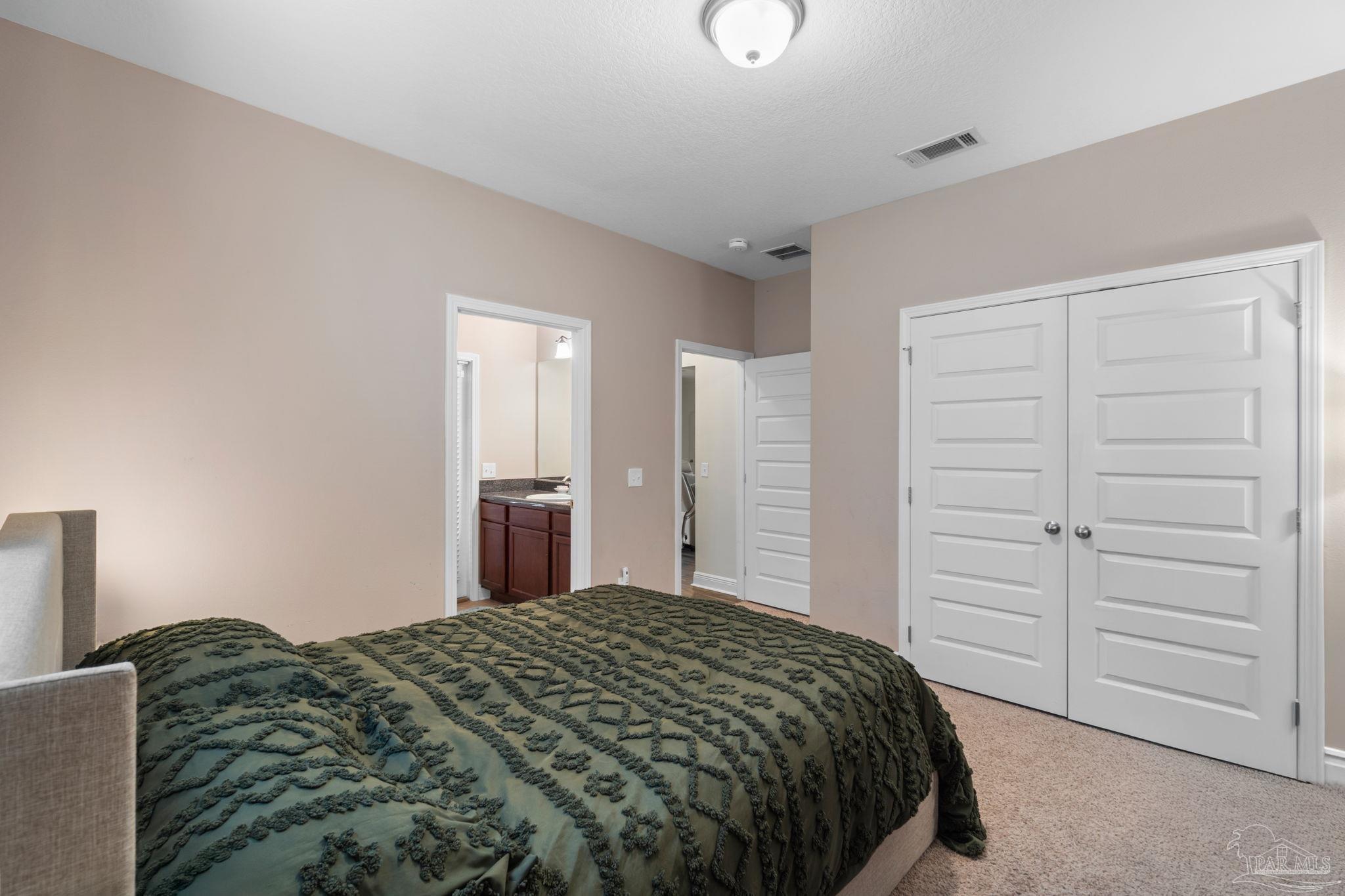 2548 Bluewater Dr