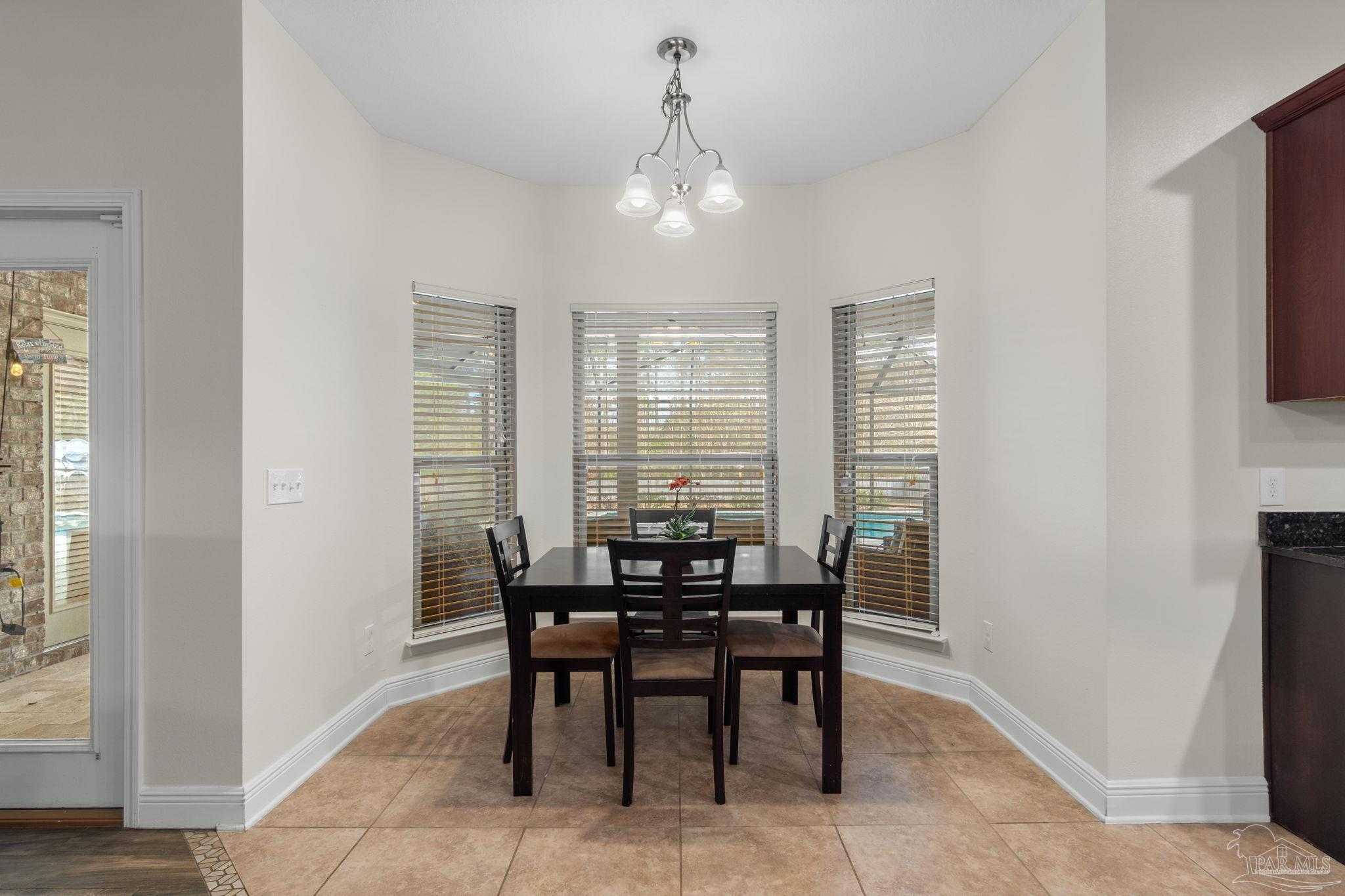 2548 Bluewater Dr