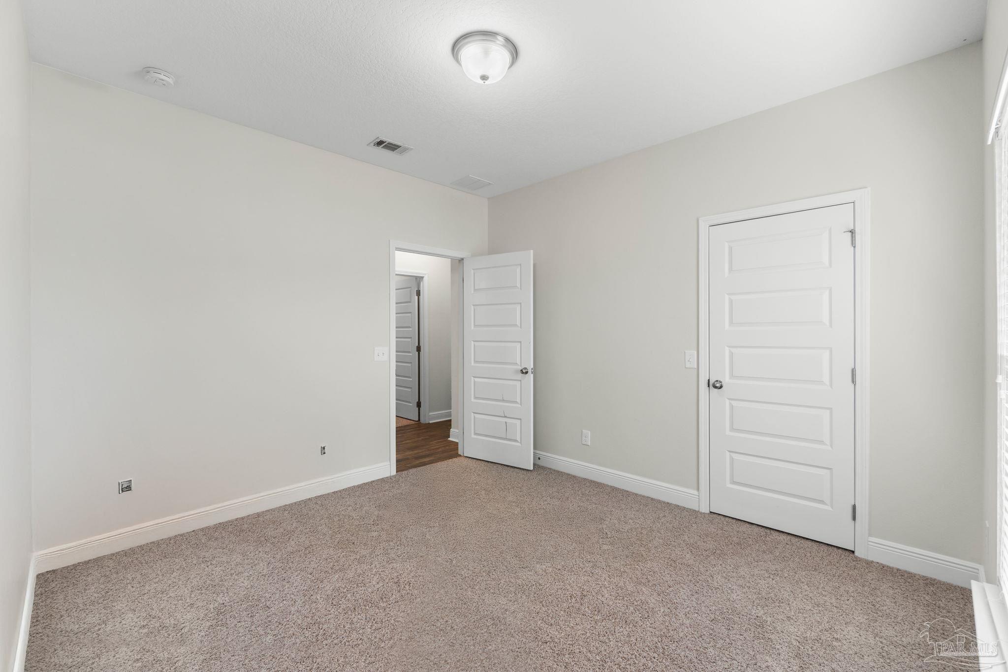2548 Bluewater Dr