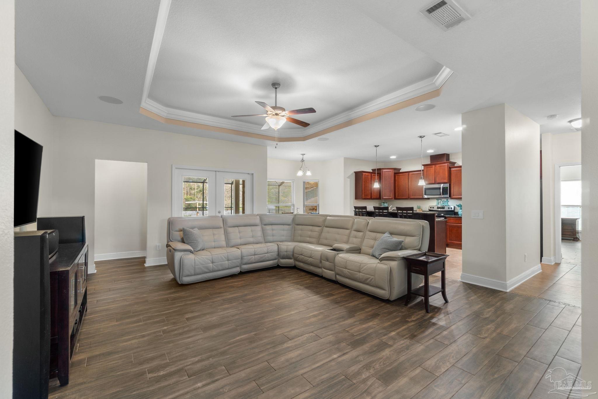 2548 Bluewater Dr