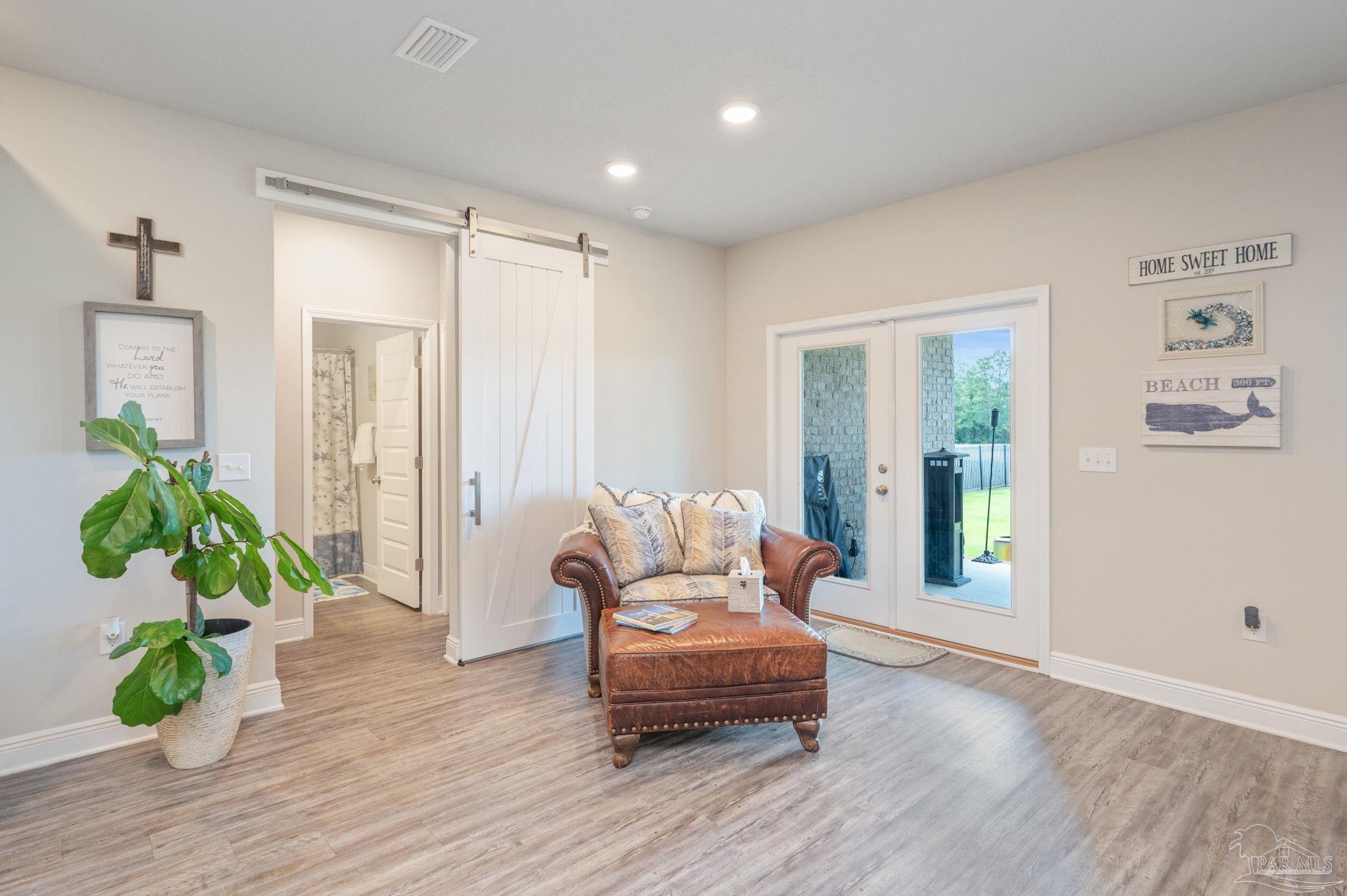 3462 Turquoise Dr