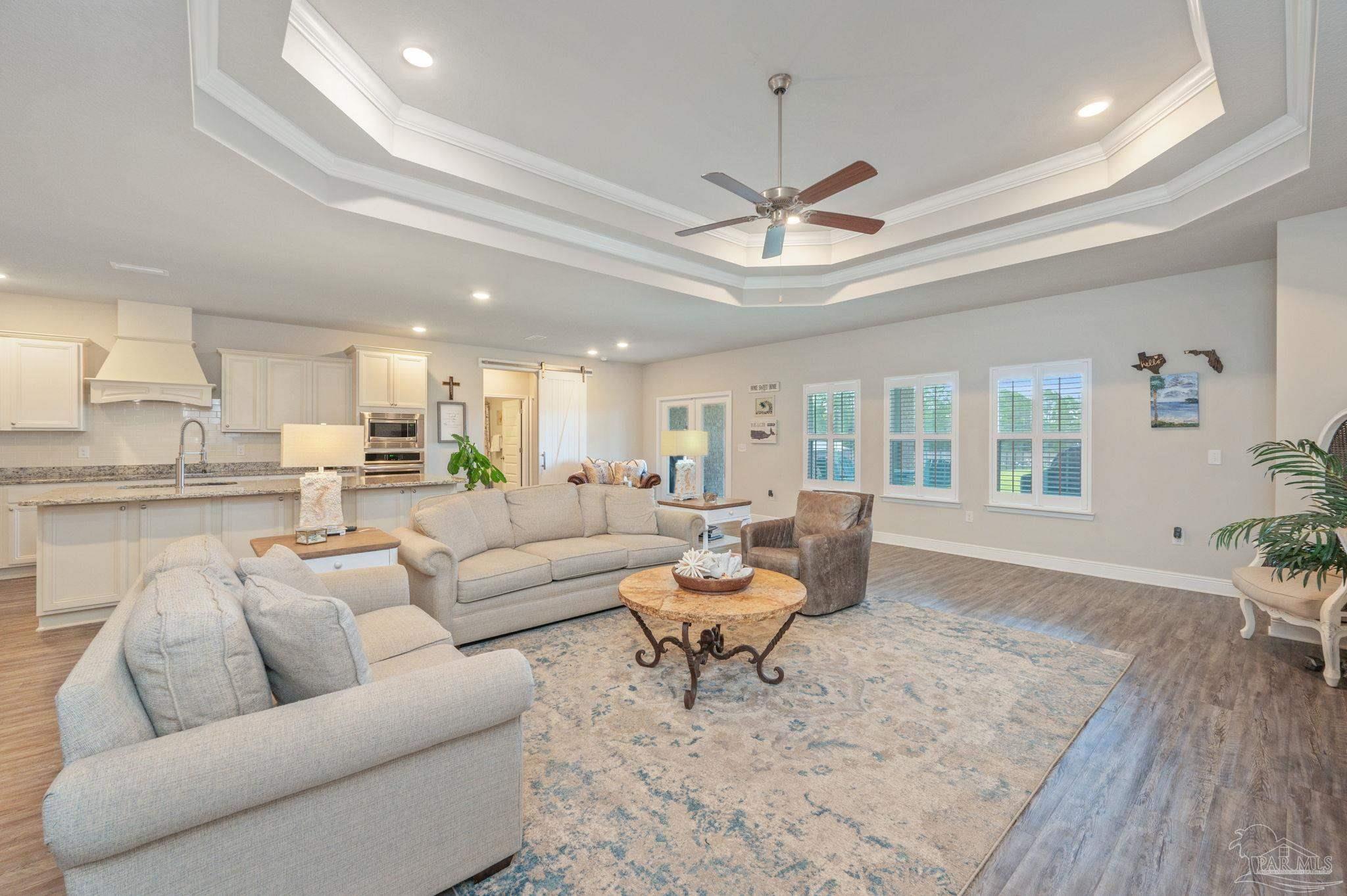 3462 Turquoise Dr
