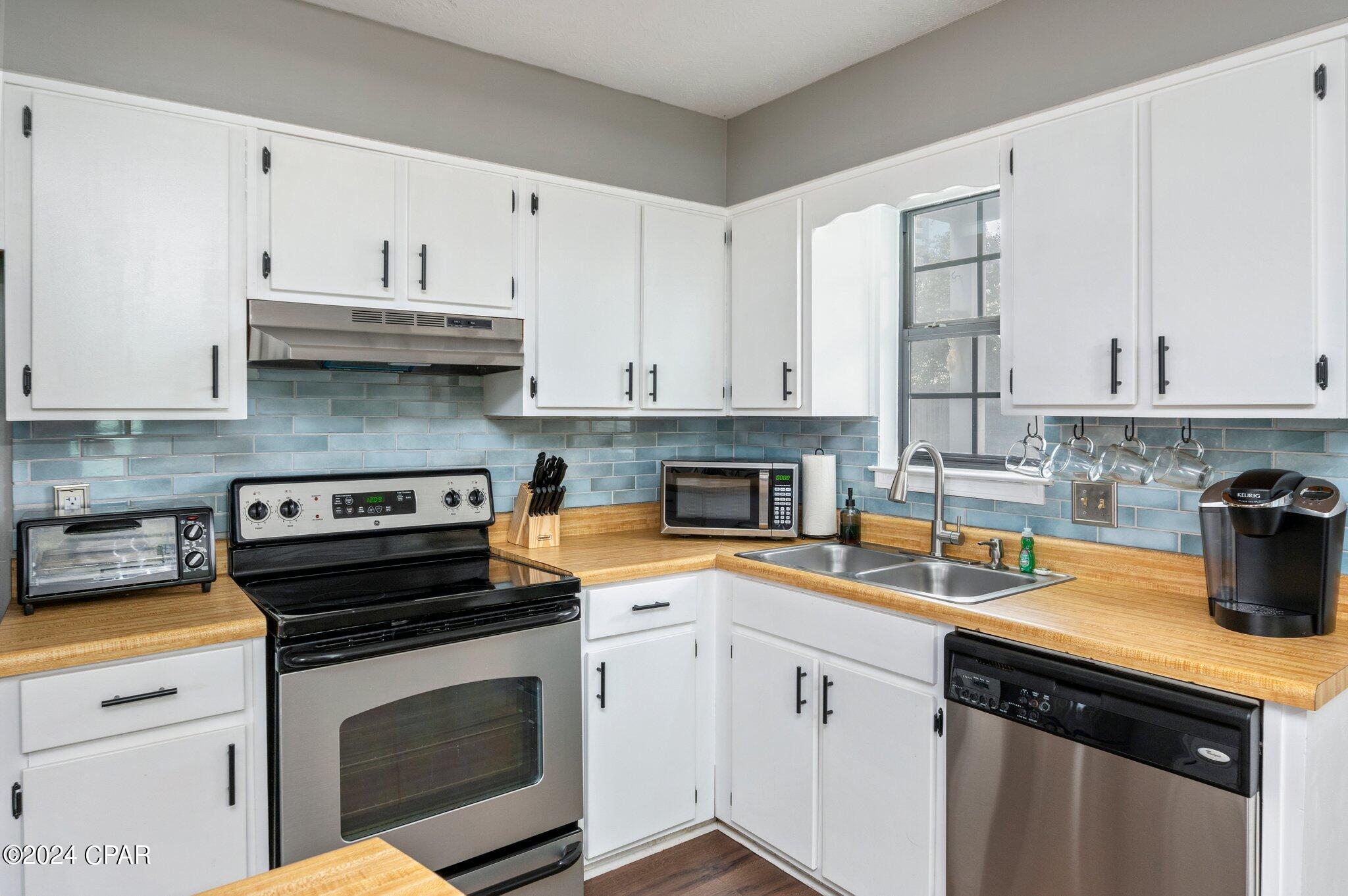 17214 Front Beach Road 18