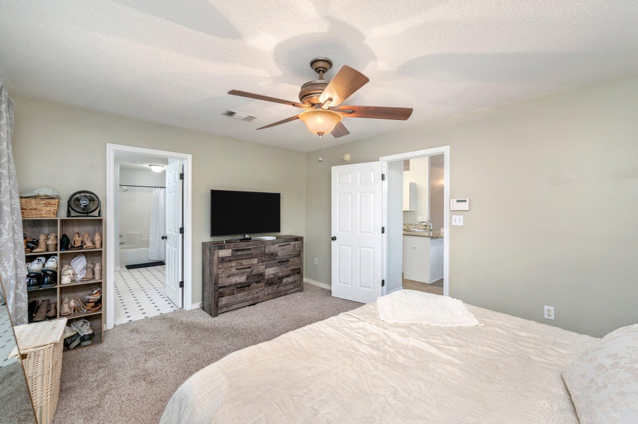 2136 Ainsdale Court