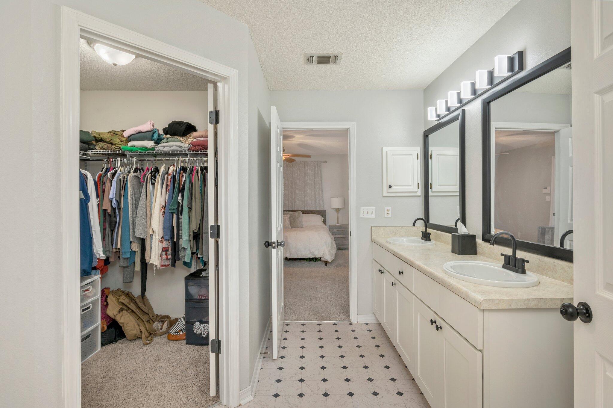 2136 Ainsdale Court