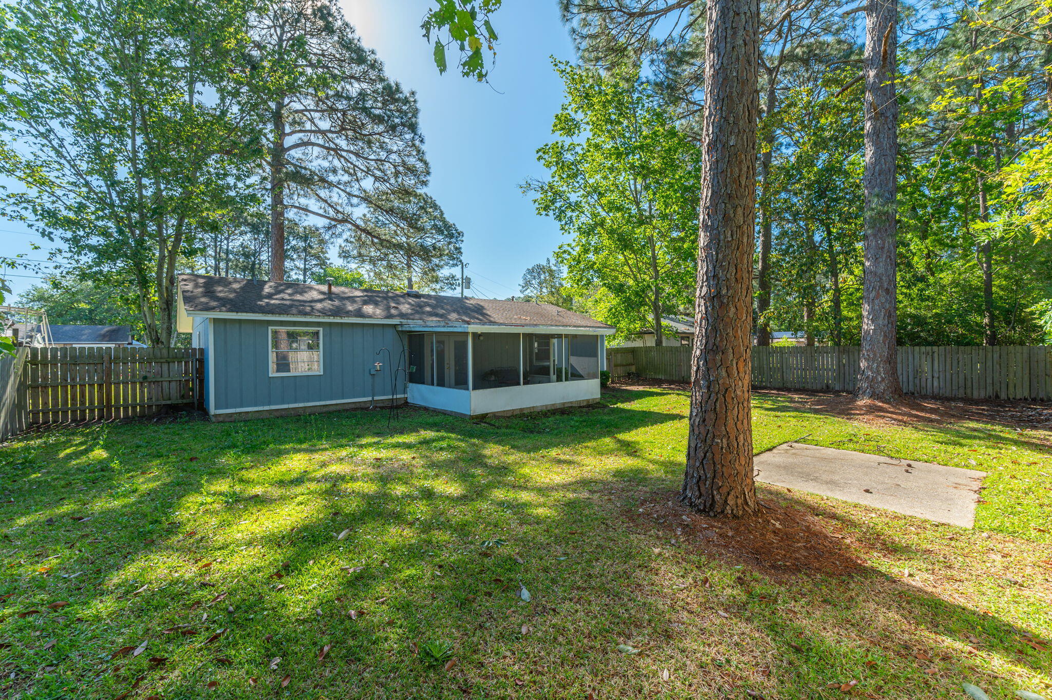 1002 Aspen Court
