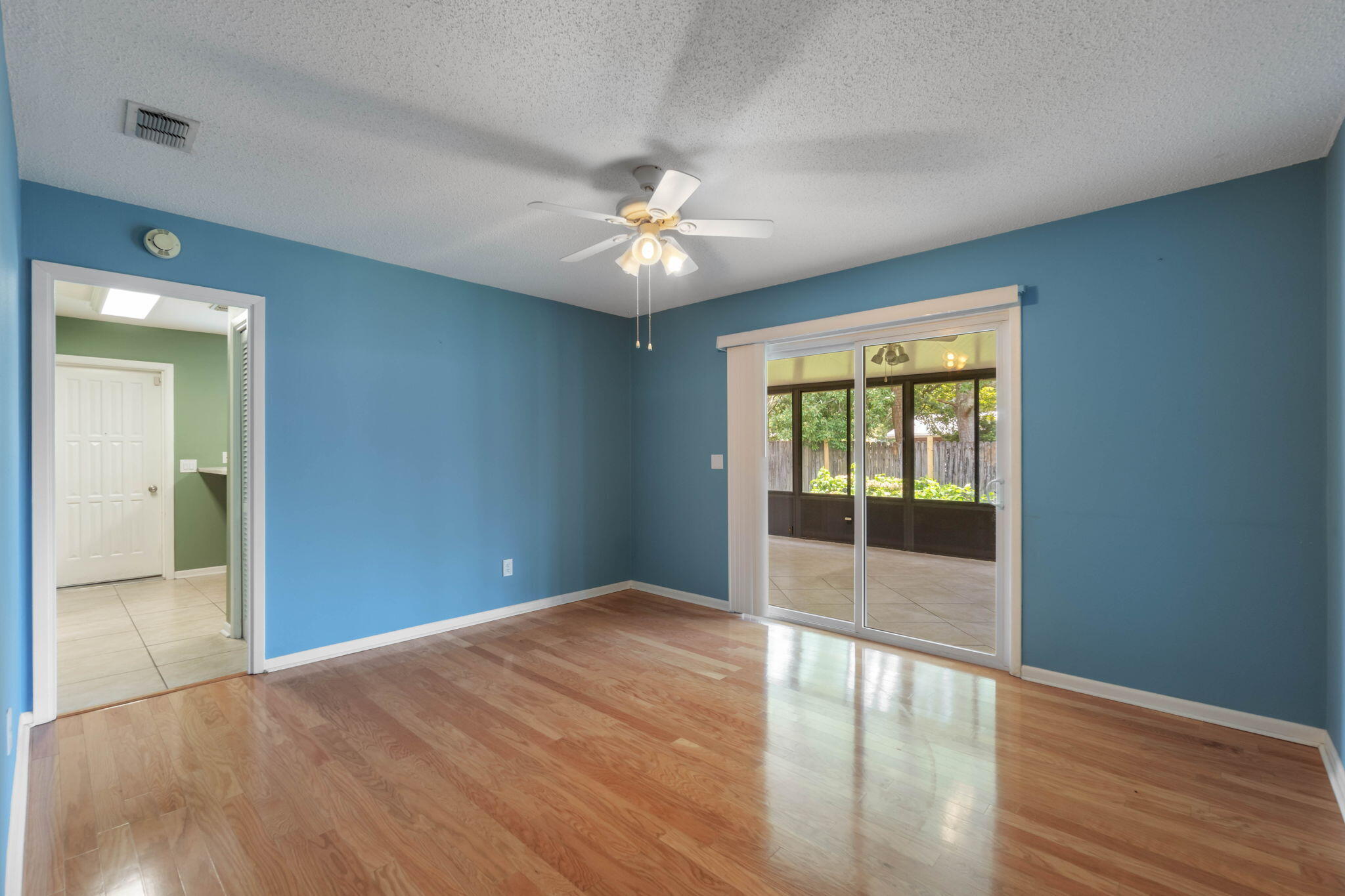 381 NW Marie Circle