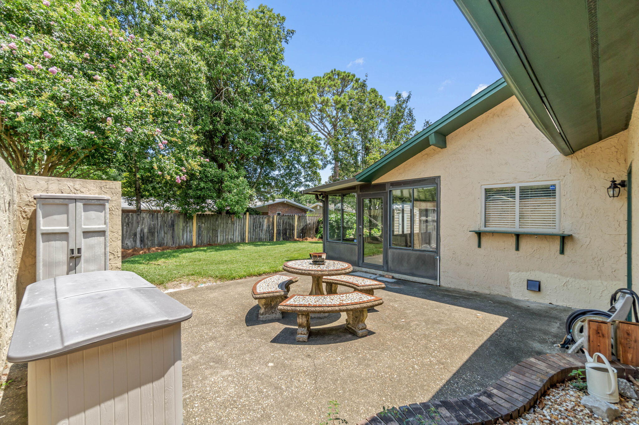 381 NW Marie Circle