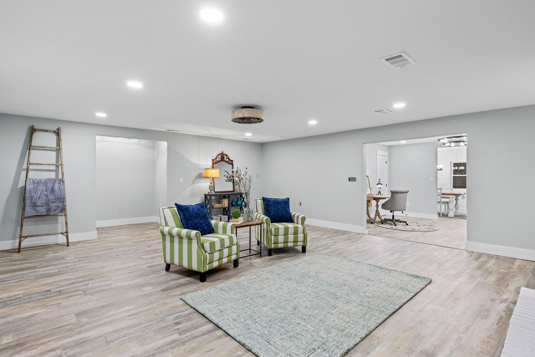 530 Cove Drive