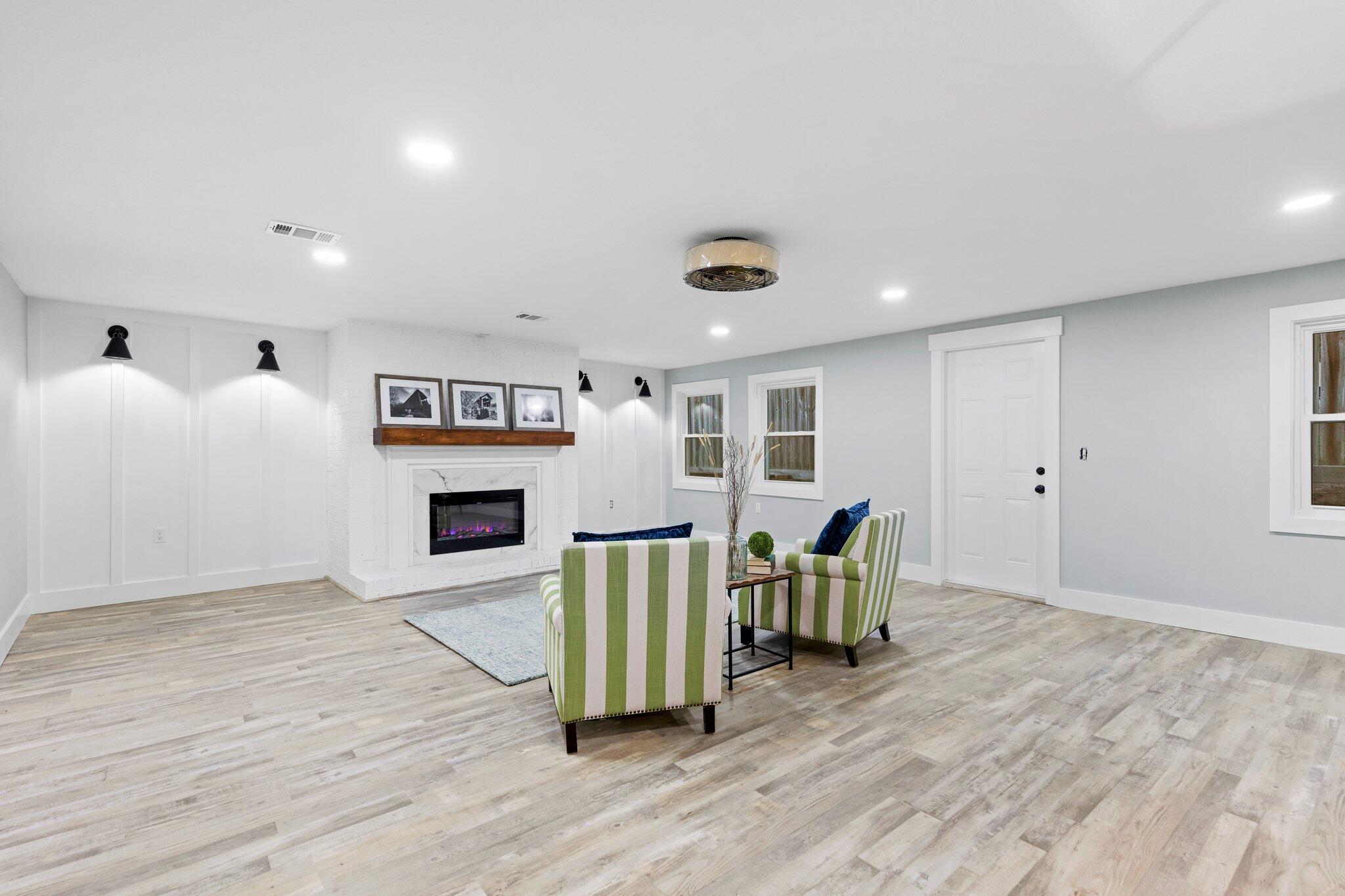 530 Cove Drive