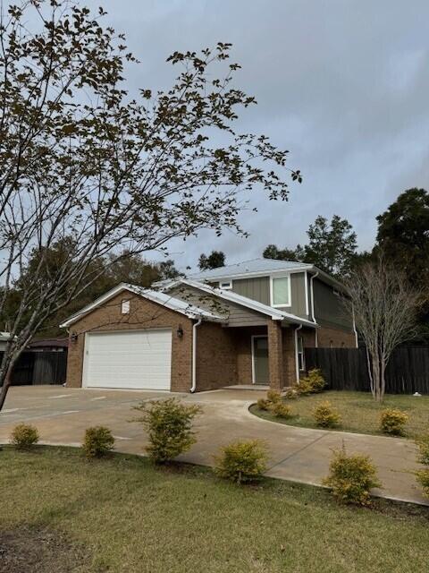 305 Ellis Avenue