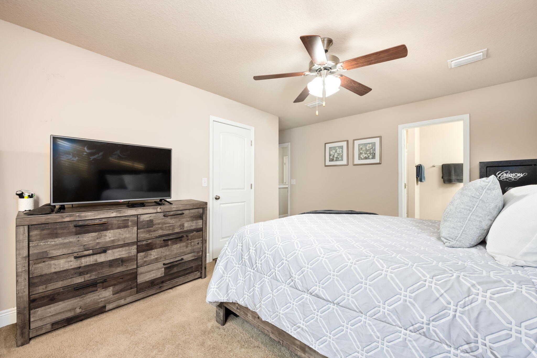 8810 Brown Pelican Circle