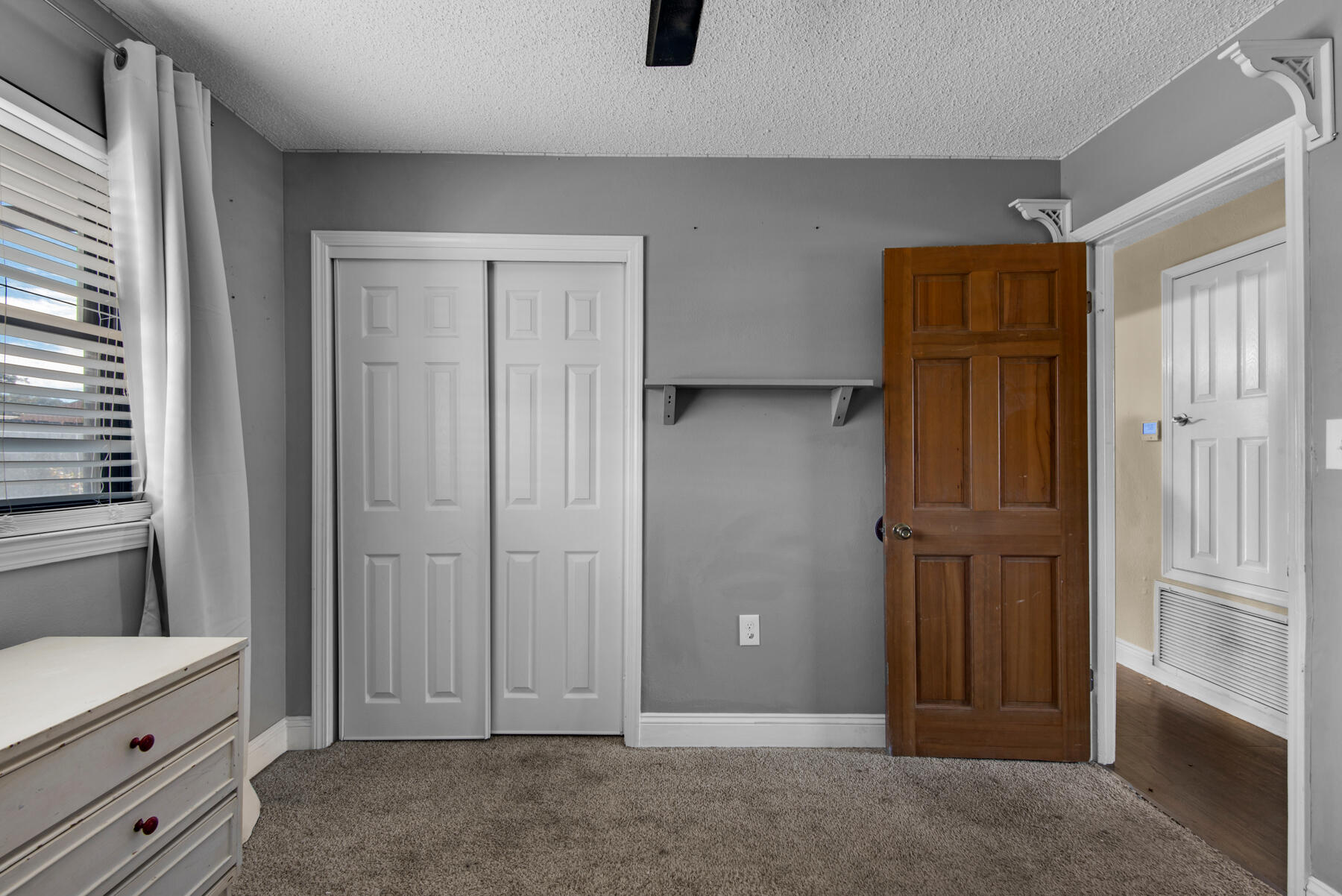 26 Lake Lorraine Circle