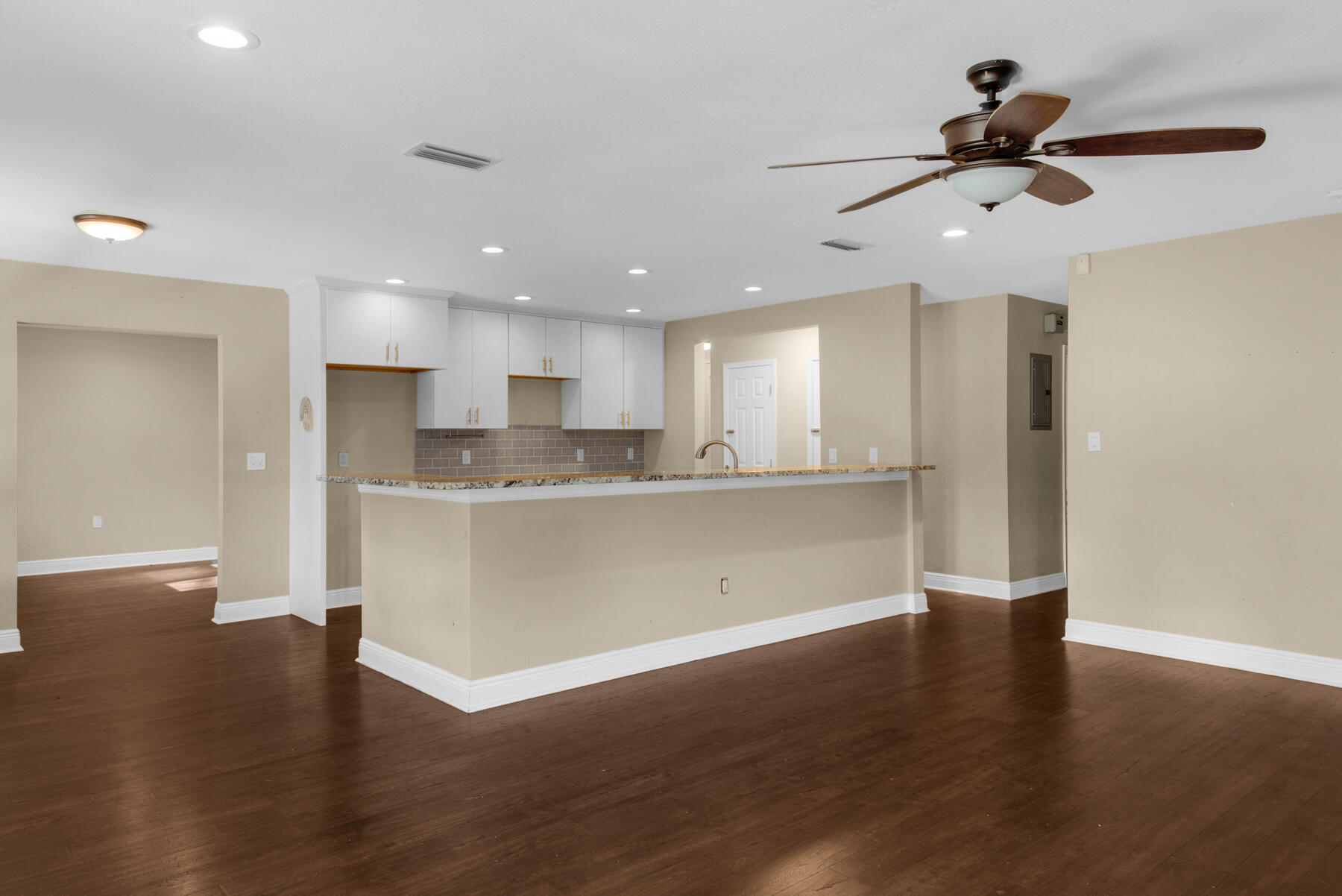 26 Lake Lorraine Circle