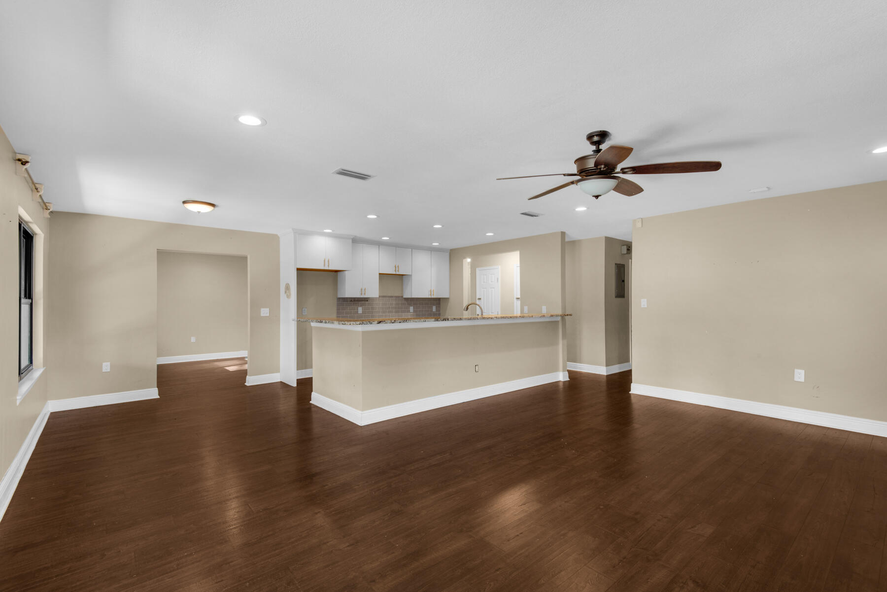 26 Lake Lorraine Circle