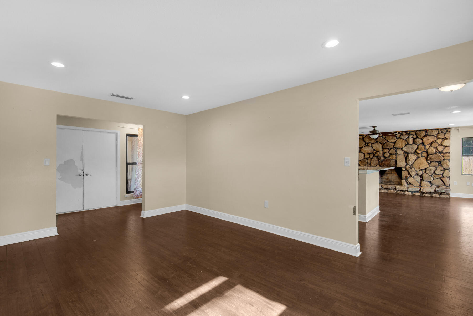 26 Lake Lorraine Circle