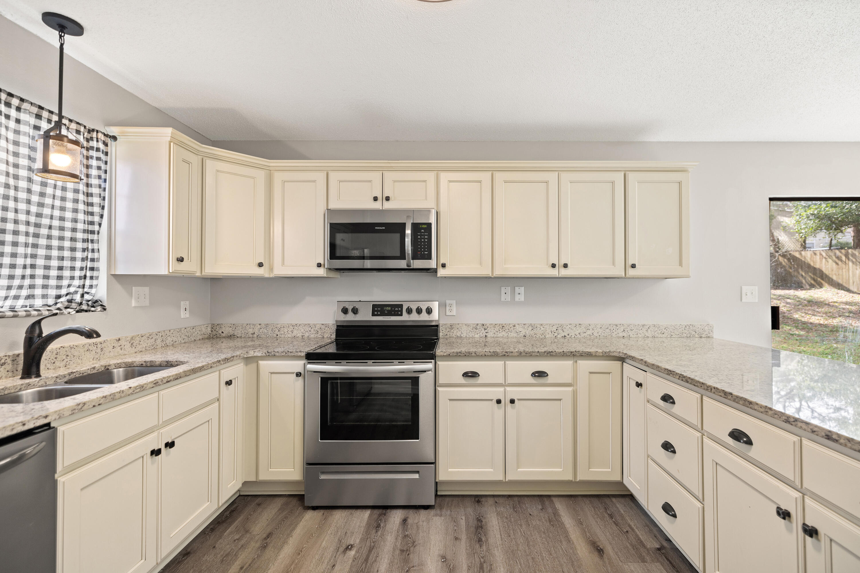 106 Palmetto Drive