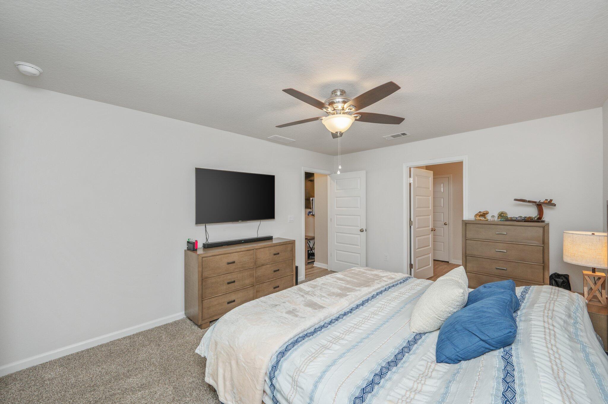 5378 Wyndell Circle