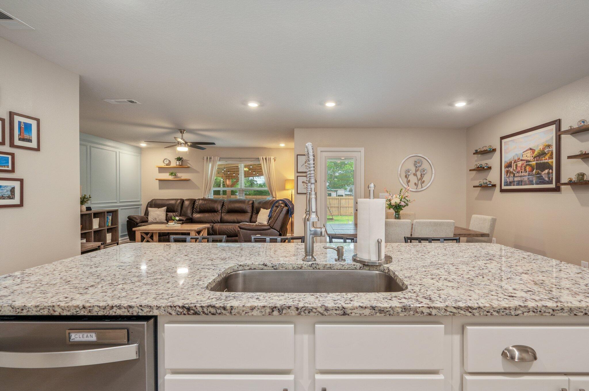 5378 Wyndell Circle