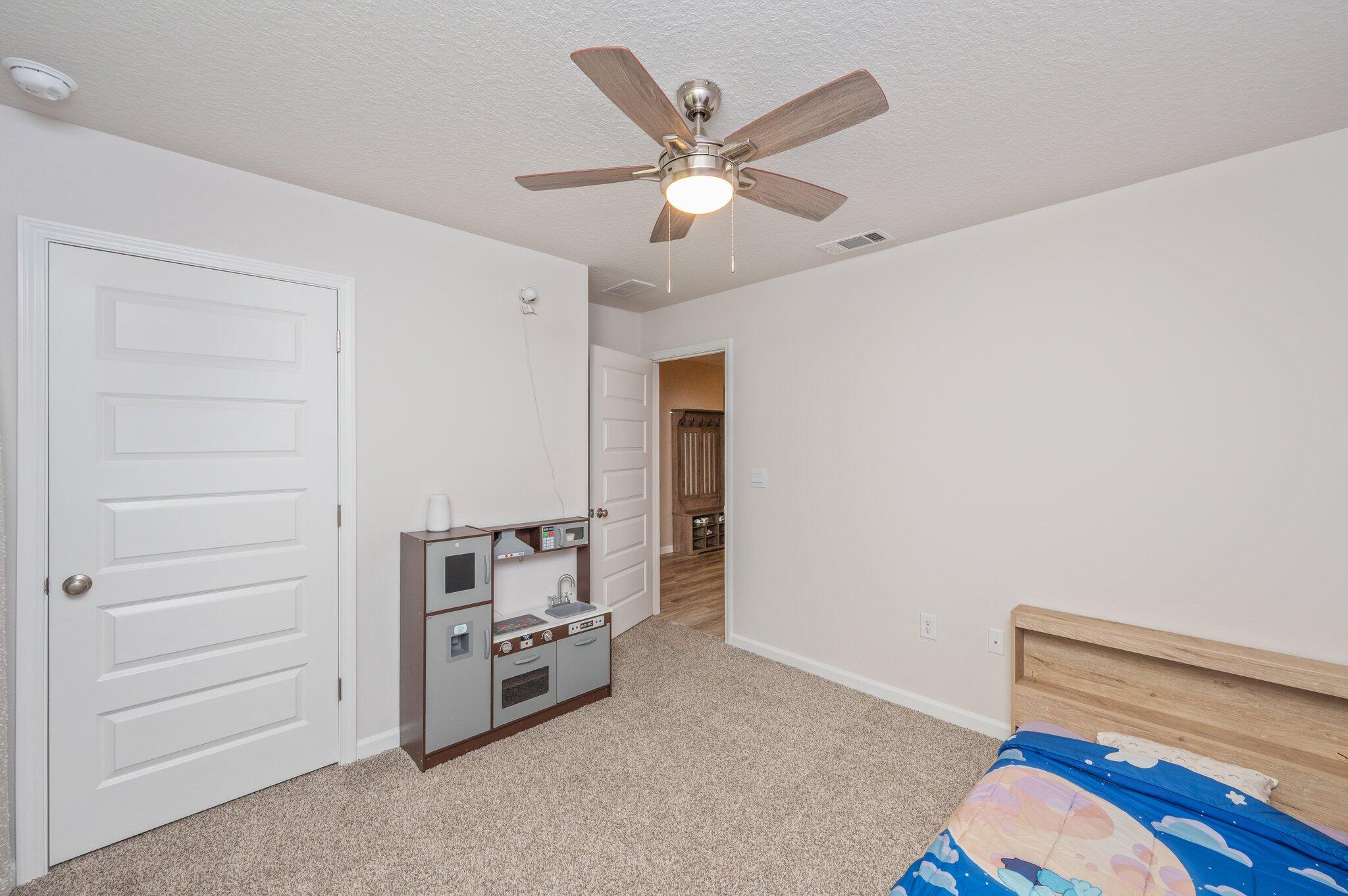 5378 Wyndell Circle