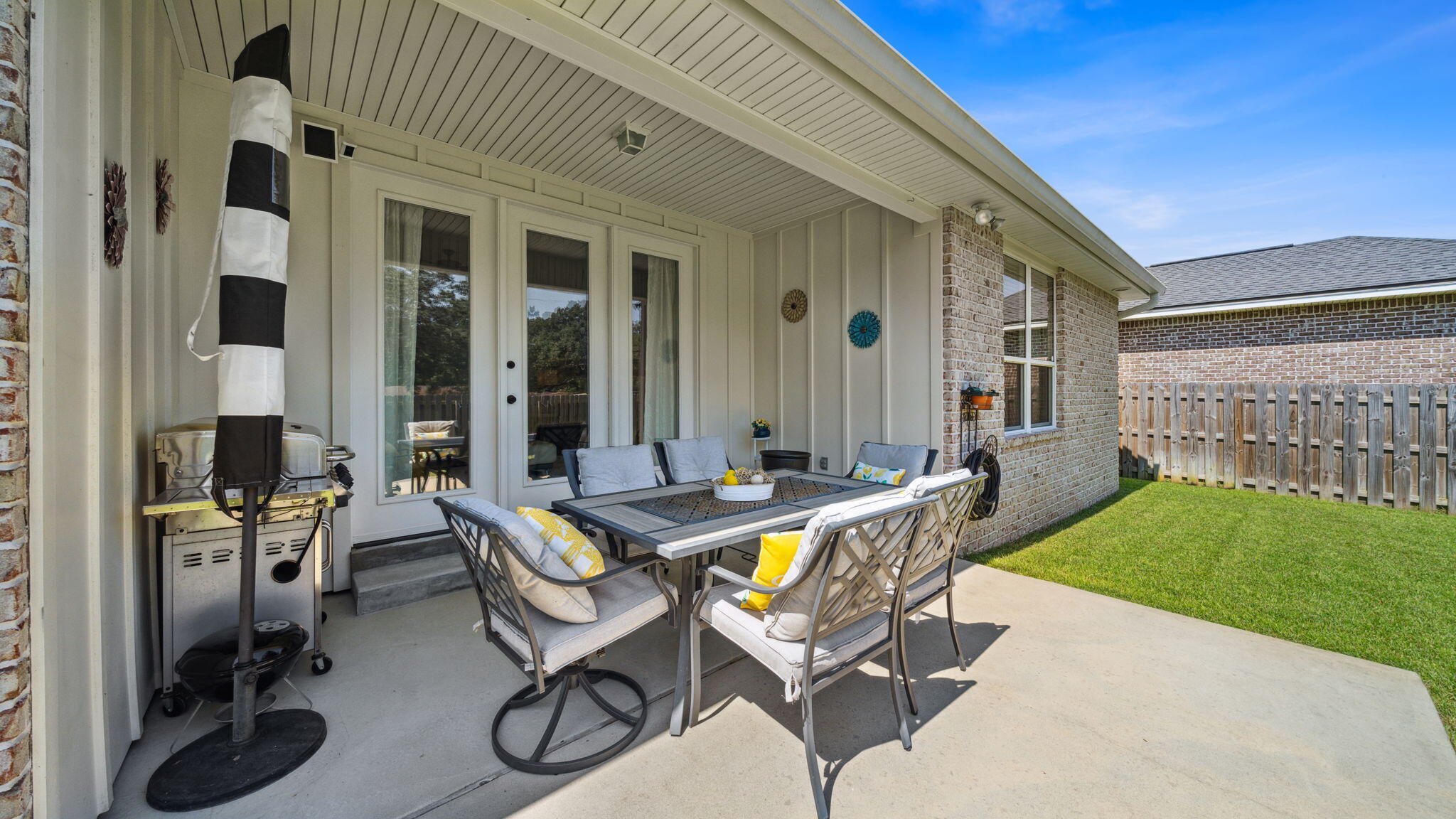 880 Lowery Drive