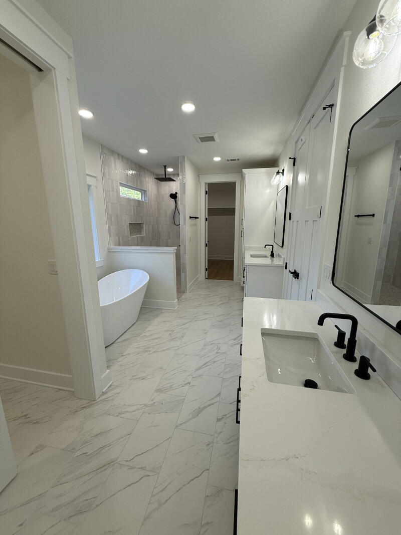 1912 Hidden Springs Drive