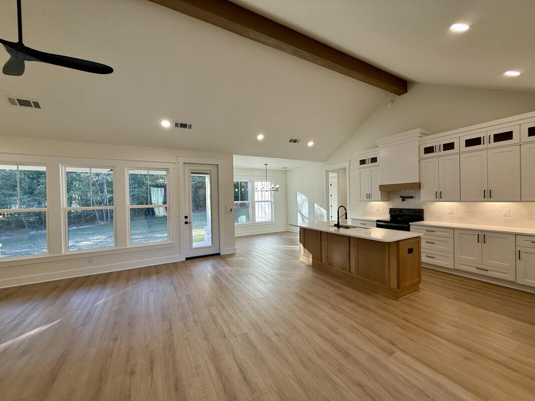 1912 Hidden Springs Drive