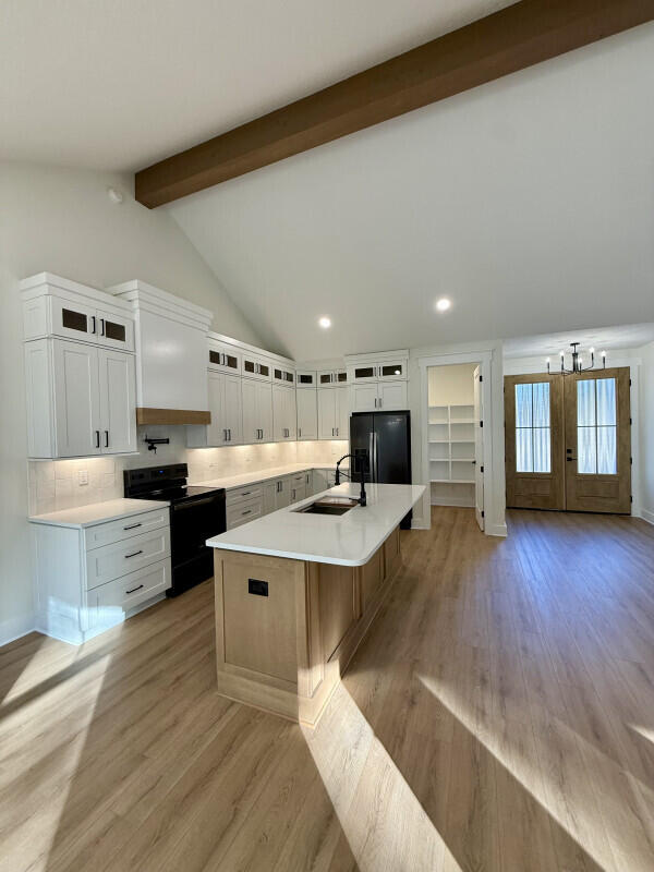 1912 Hidden Springs Drive