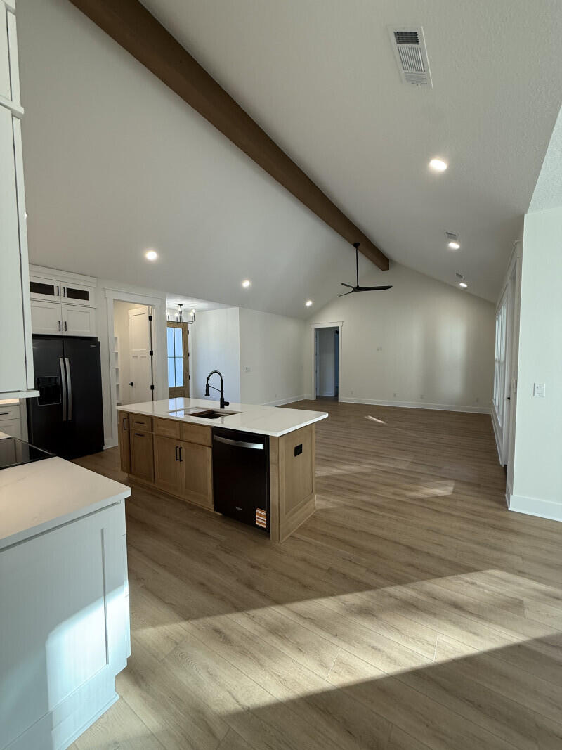 1912 Hidden Springs Drive