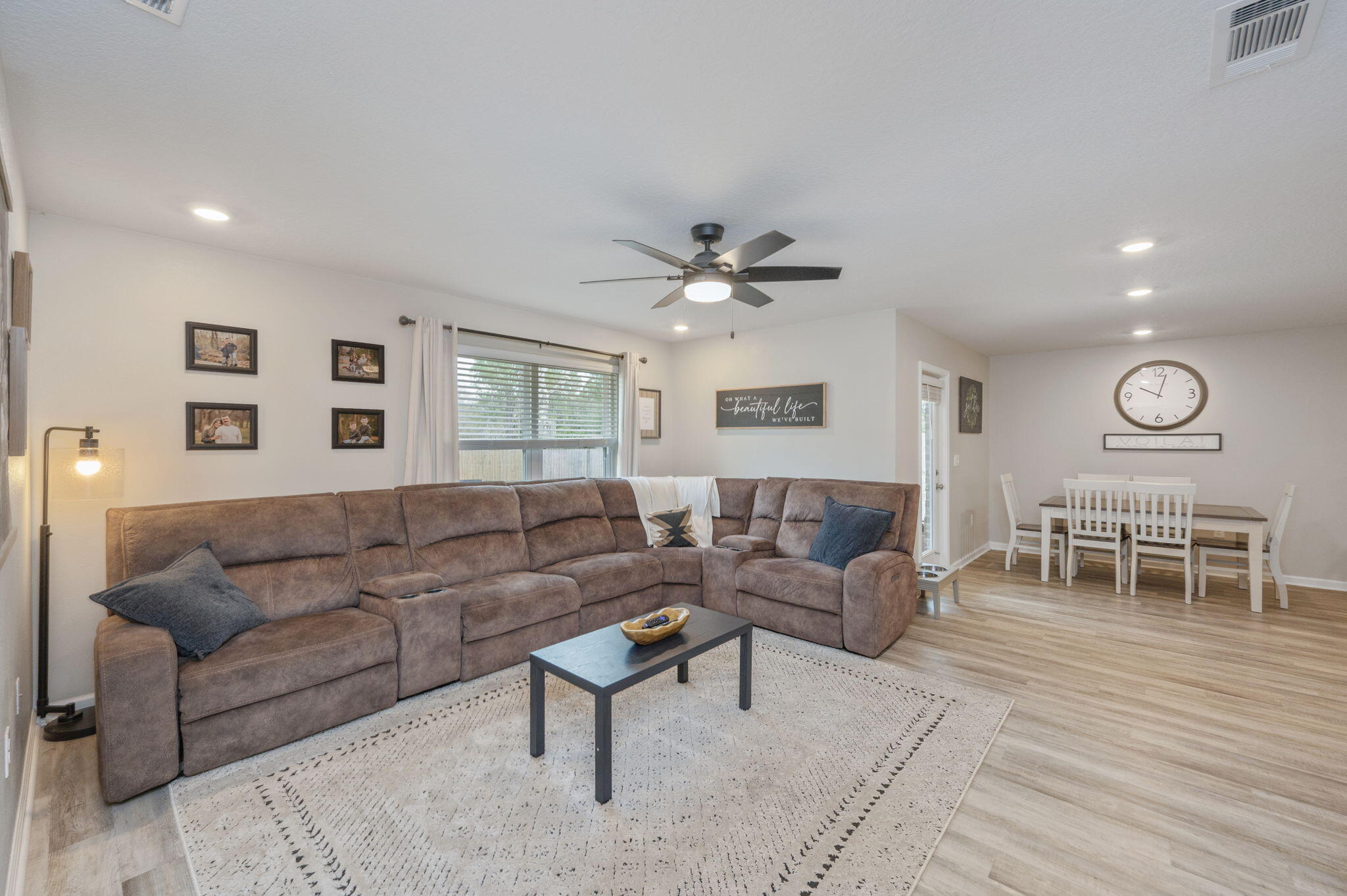 5370 Wyndell Circle