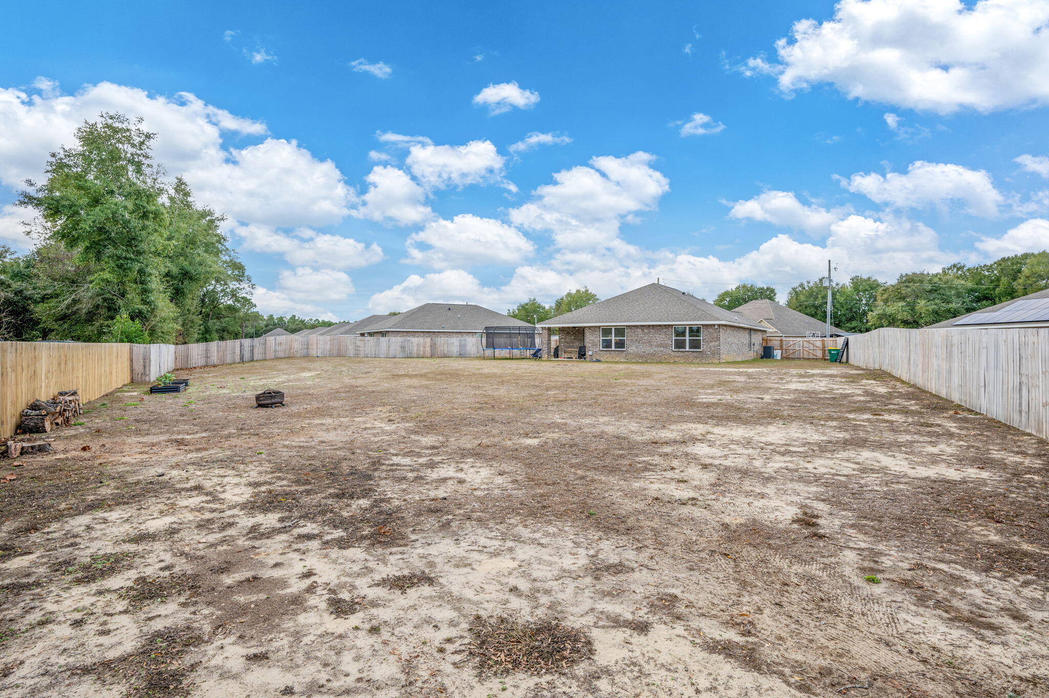 5370 Wyndell Circle