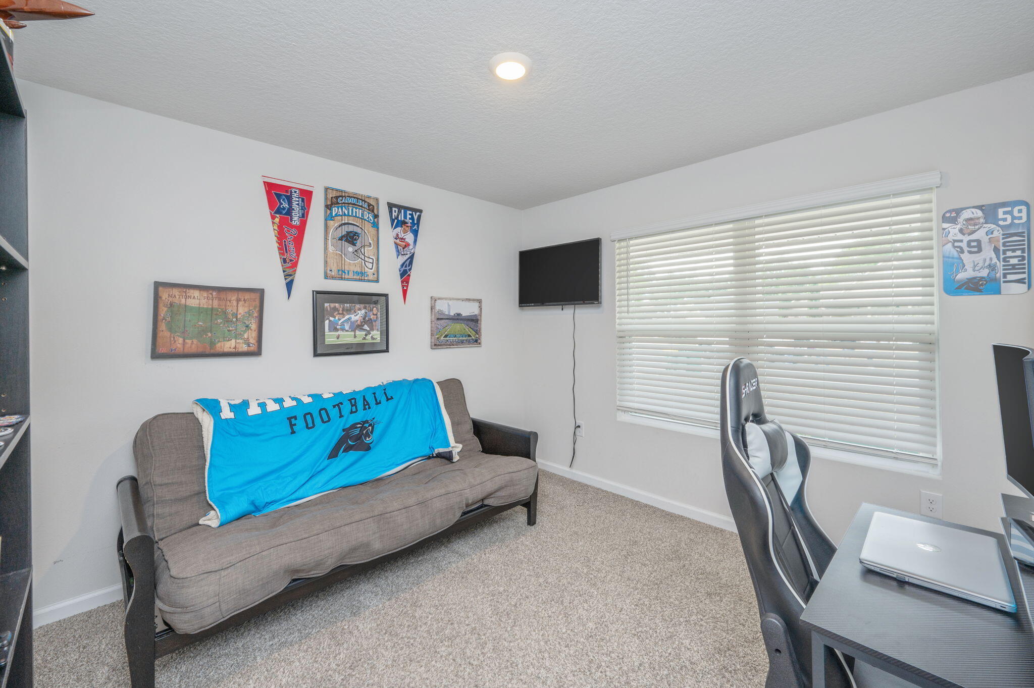 5370 Wyndell Circle