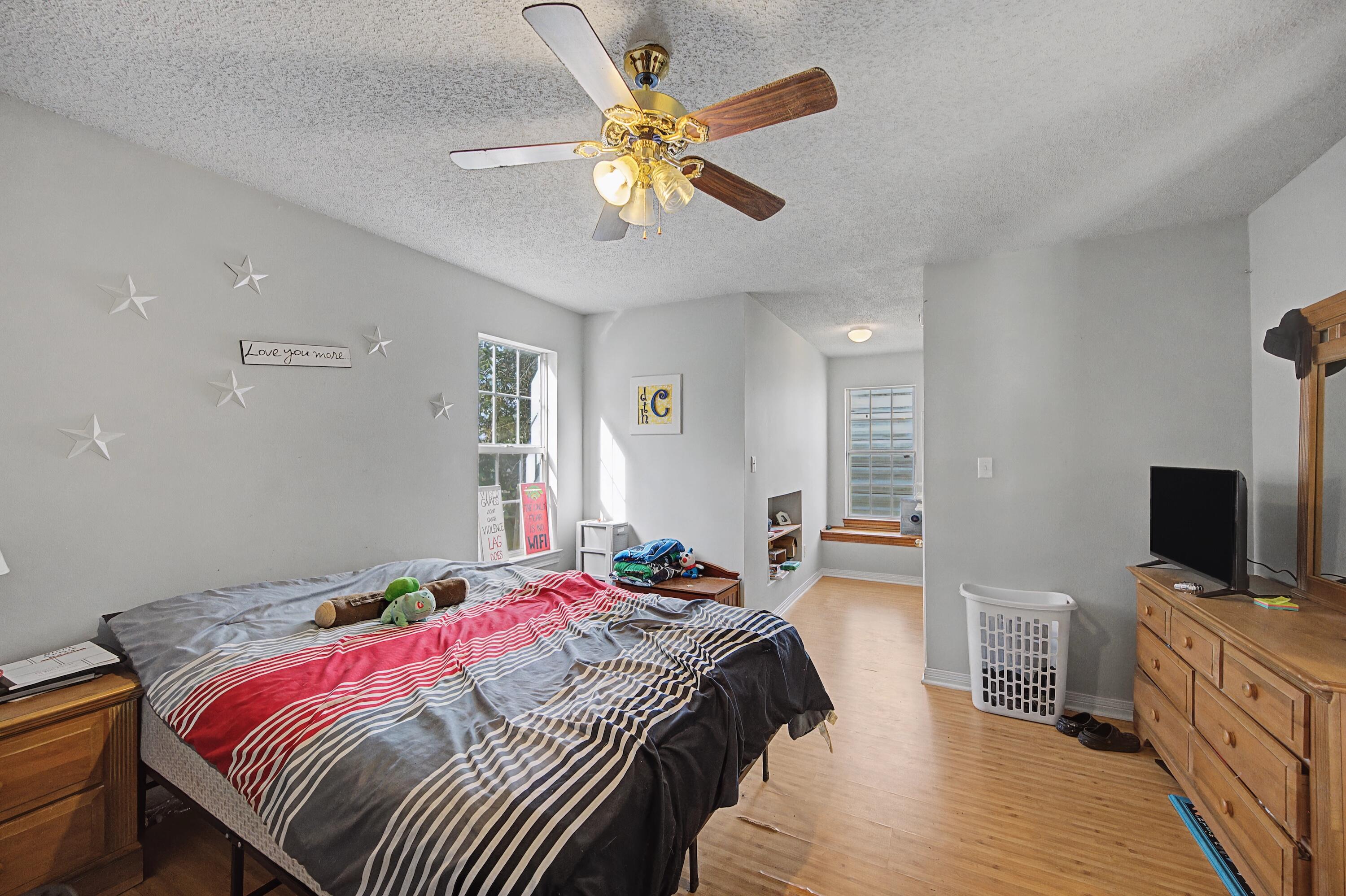 1004 Sandra Drive
