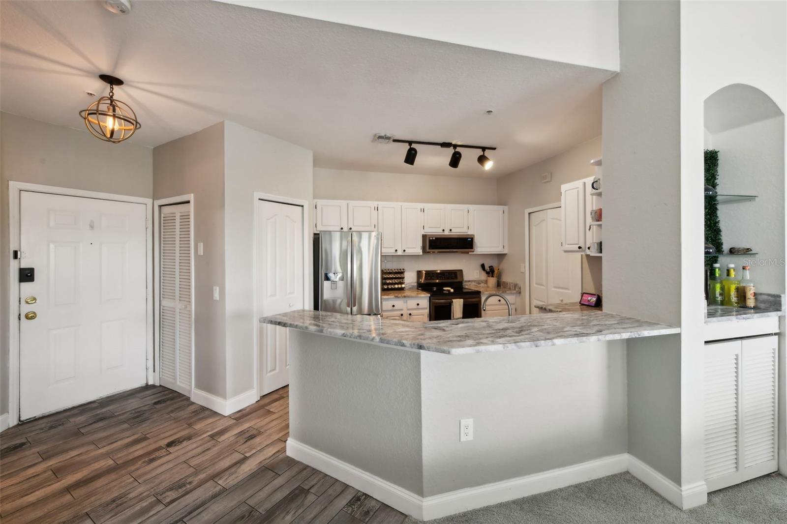 1150 LAKE SHADOW CIR #3307